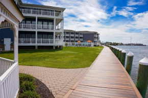 Гостиница Comfort Suites Chincoteague Island Bayfront Resort  Чинкотиг Айленд
